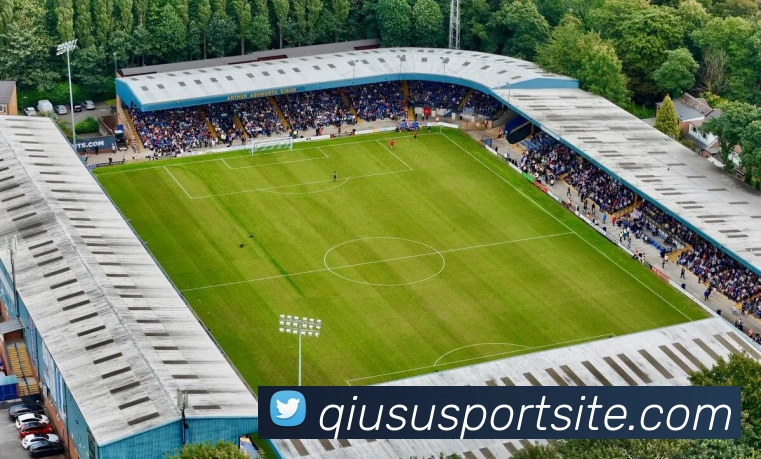 哈登表达对祖巴茨复出的喜悦并强调球队需解决的问题